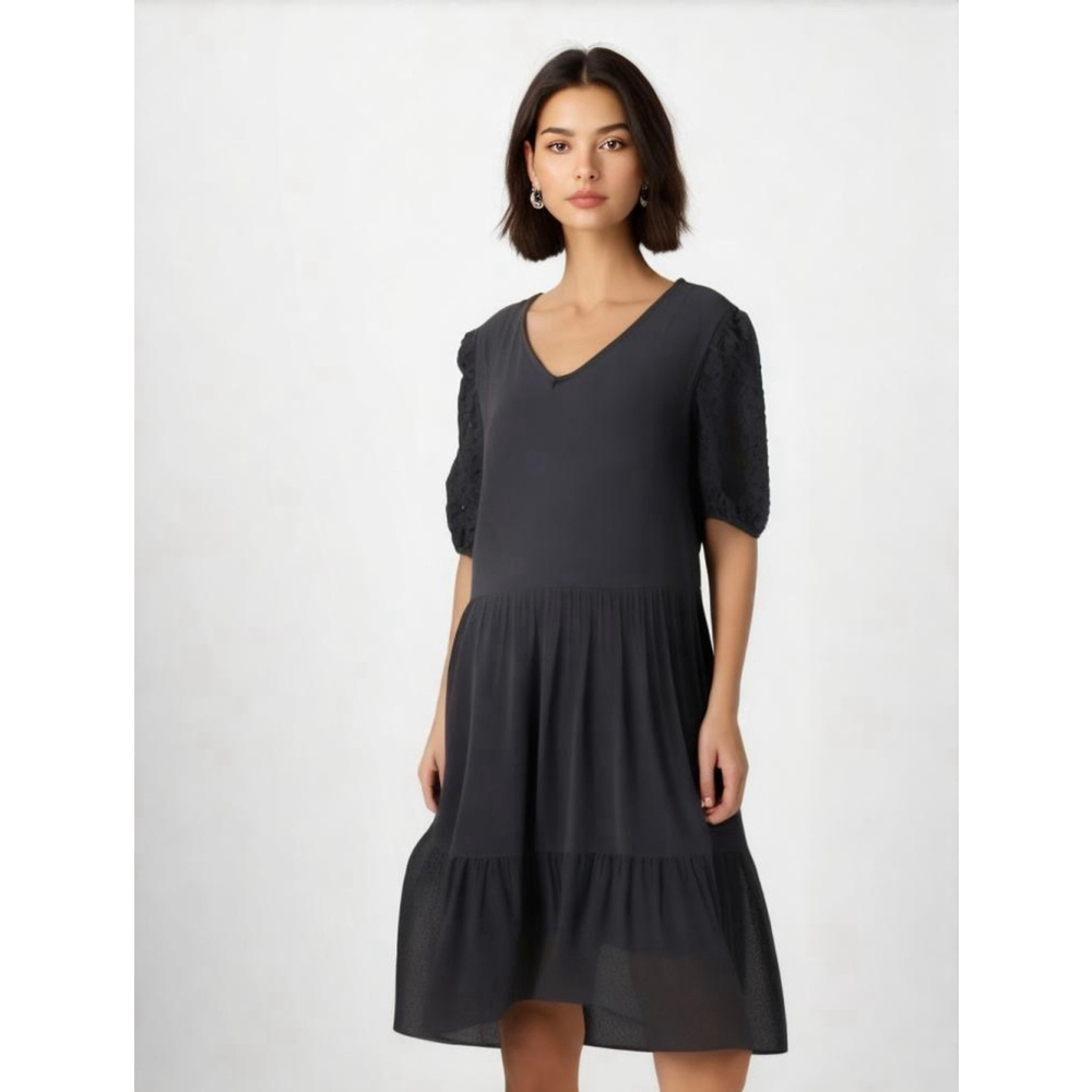 Ava James Woman's Black Dress Size Med V-Neck Short Sleeves Eyelet Detail Classy